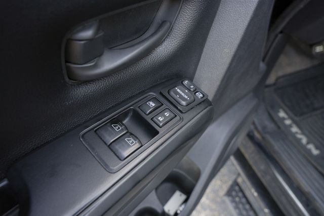 2017 Nissan Titan XD S RWD / RARE REGULAR CAB LONG BED / DIESEL | Austin, TX | Rocky Mountain Truck Stop Austin