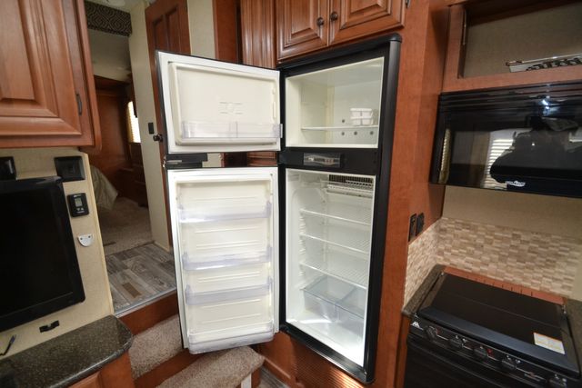 2017 Northwood Arctic Fox 29-5T