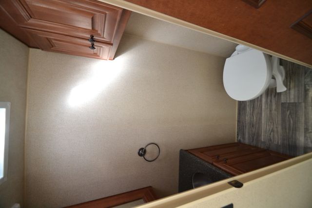 2017 Northwood Arctic Fox 29-5T