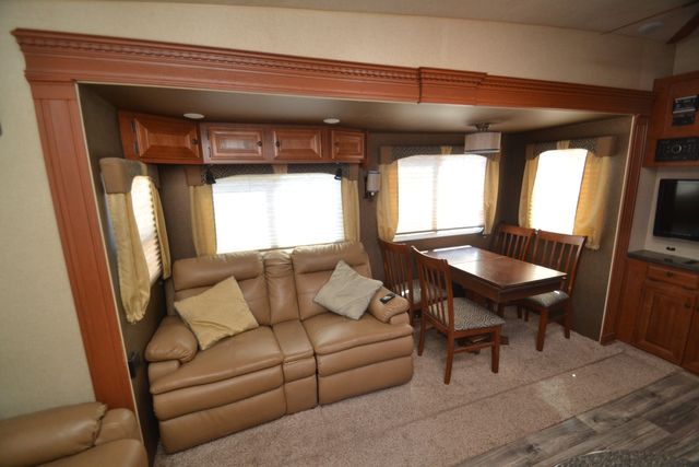 2017 Northwood Arctic Fox 29-5T