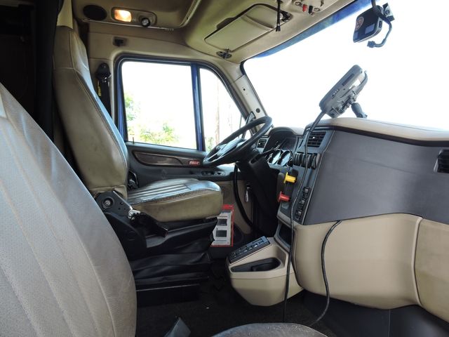 2017 Peterbilt 587 Sleeper