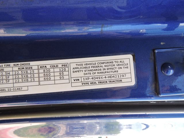 2017 Peterbilt 587 Sleeper