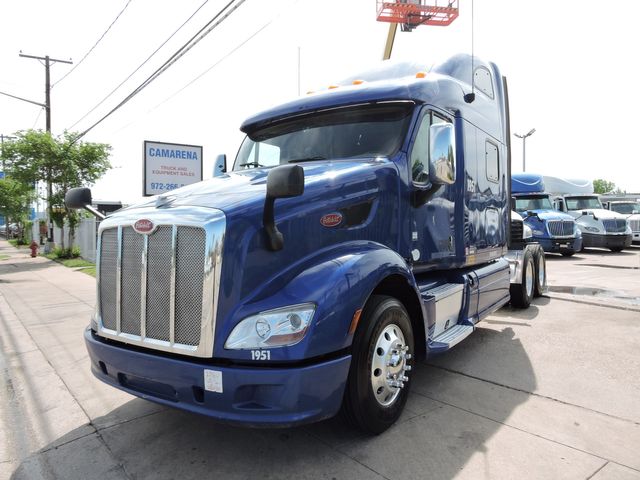 2017 Peterbilt 587 Sleeper | Grand Prairie, TX | Camarena Auto Inc