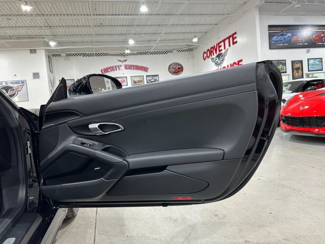 2017 Porsche 718 Boxster Roadster Premium, NAV, LC, 14WayPS, 19" S Bose 41k | Dallas, Texas | Corvette Warehouse 2017 Porsche 718 Boxster Roadster Premium, NAV, LC, 14WayPS, 19" S Bose 41k | Dallas, Texas | Corvette Warehouse