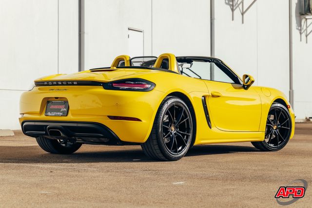 2017 Porsche 718 Boxster 2017 Porsche 718 Boxster