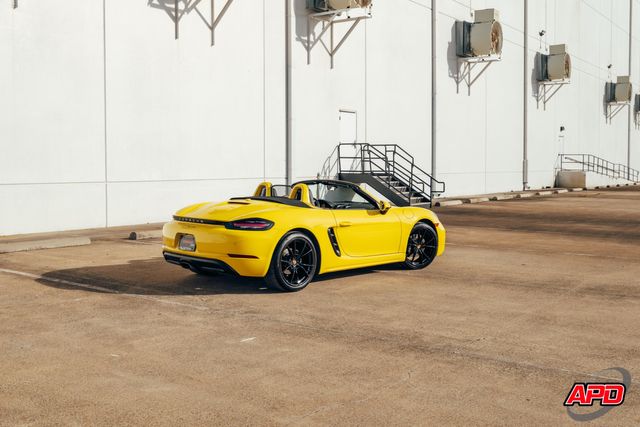 2017 Porsche 718 Boxster 2017 Porsche 718 Boxster