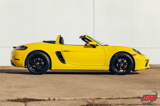 2017 Porsche 718 Boxster 2017 Porsche 718 Boxster