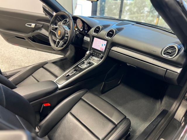 2017 Porsche 718 Boxster Base | Longwood, FL | Millenia Motors