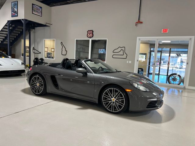 2017 Porsche 718 Boxster Base | Longwood, FL | Millenia Motors 2017 Porsche 718 Boxster Base | Longwood, FL | Millenia Motors