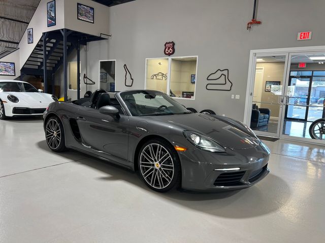 2017 Porsche 718 Boxster Base | Longwood, FL | Millenia Motors 2017 Porsche 718 Boxster Base | Longwood, FL | Millenia Motors