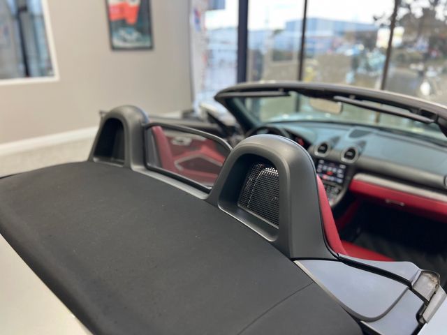 2017 Porsche 718 Boxster S | Longwood, FL | Millenia Motors 2017 Porsche 718 Boxster S | Longwood, FL | Millenia Motors