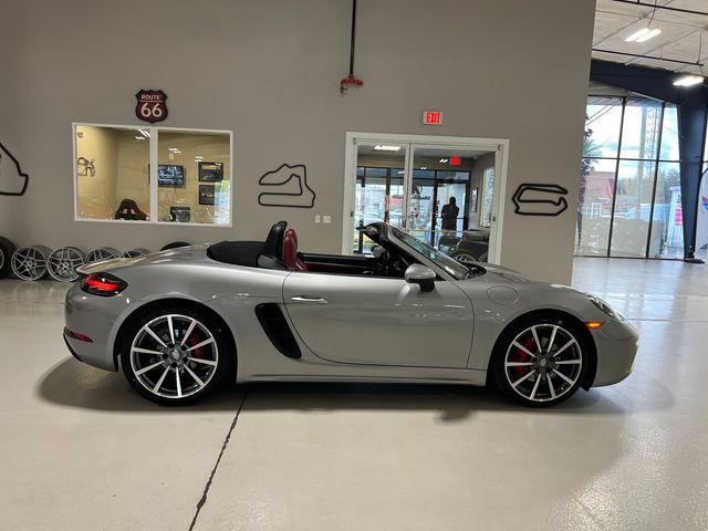 2017 Porsche 718 Boxster S | Longwood, FL | Millenia Motors 2017 Porsche 718 Boxster S | Longwood, FL | Millenia Motors