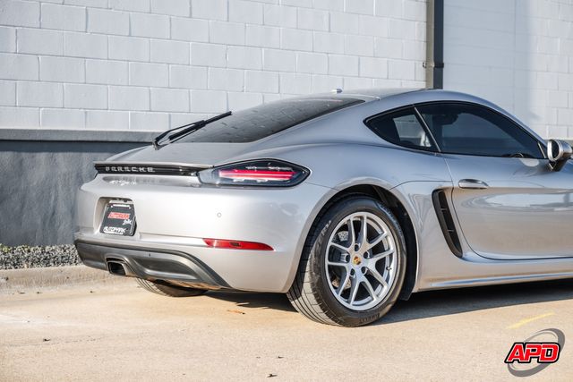 2017 Porsche 718 Cayman 2017 Porsche 718 Cayman