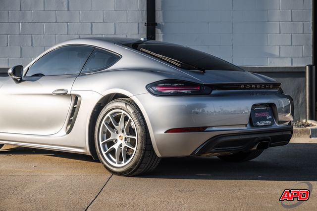 2017 Porsche 718 Cayman 2017 Porsche 718 Cayman
