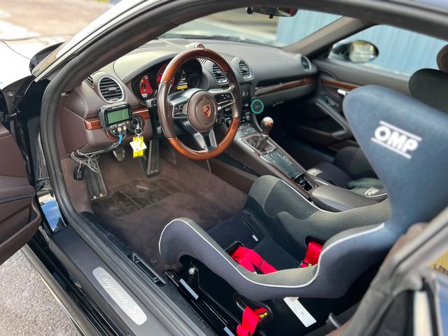 2017 Porsche 718 Cayman S | Longwood, FL | Millenia Motors