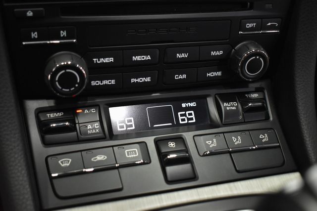 2017 Porsche 911 Carrera GTS