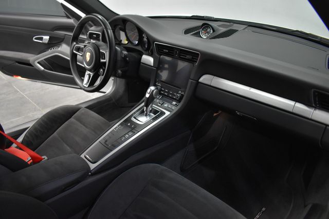 2017 Porsche 911 Carrera GTS 2017 Porsche 911 Carrera GTS