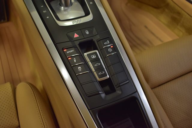 2017 Porsche 911 Carrera