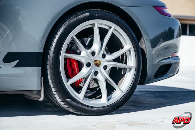 2017 Porsche 911 Carrera