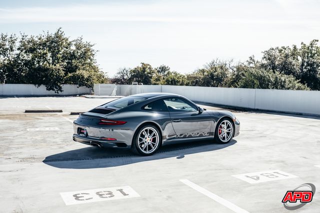 2017 Porsche 911 Carrera 2017 Porsche 911 Carrera