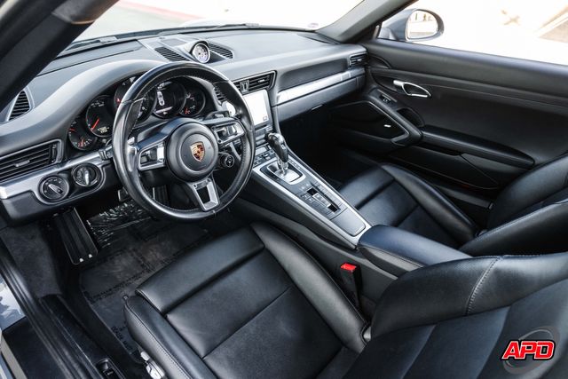 2017 Porsche 911 Carrera 2017 Porsche 911 Carrera