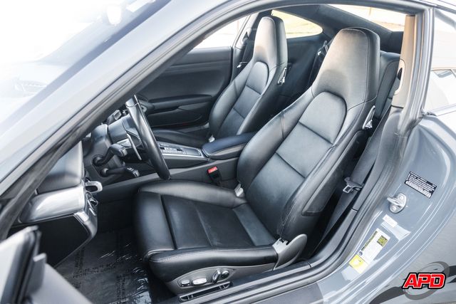 2017 Porsche 911 Carrera