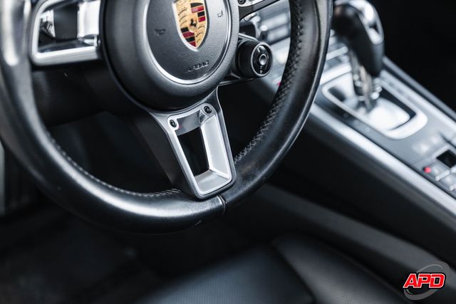 2017 Porsche 911 Carrera