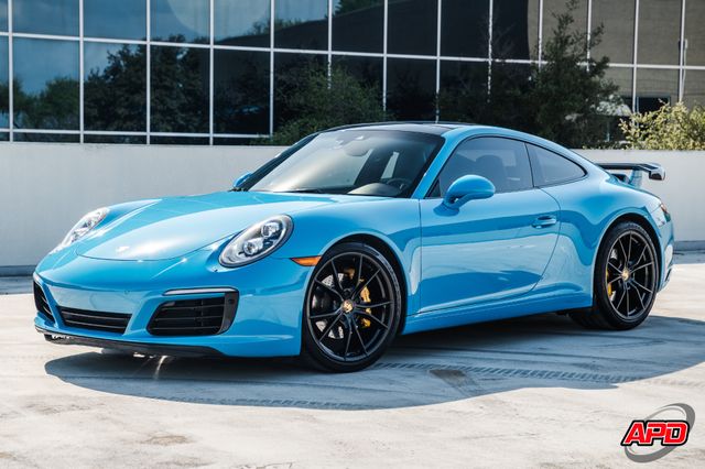 2017 Porsche 911 Carrera