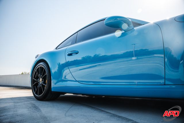 2017 Porsche 911 Carrera