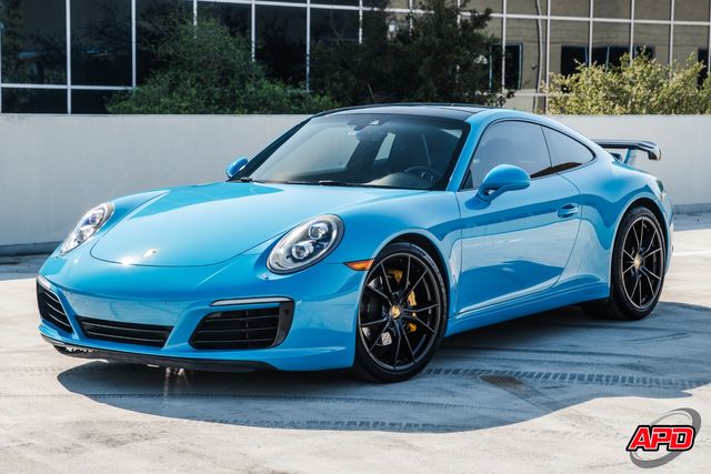 2017 Porsche 911 Carrera 2017 Porsche 911 Carrera