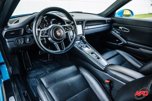 2017 Porsche 911 Carrera 2017 Porsche 911 Carrera