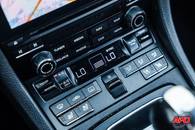 2017 Porsche 911 Carrera