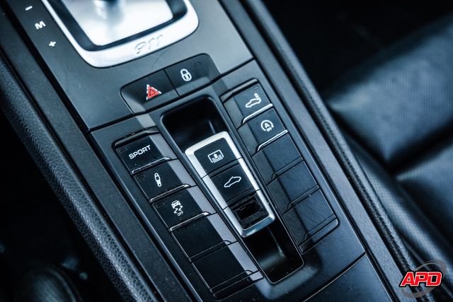 2017 Porsche 911 Carrera