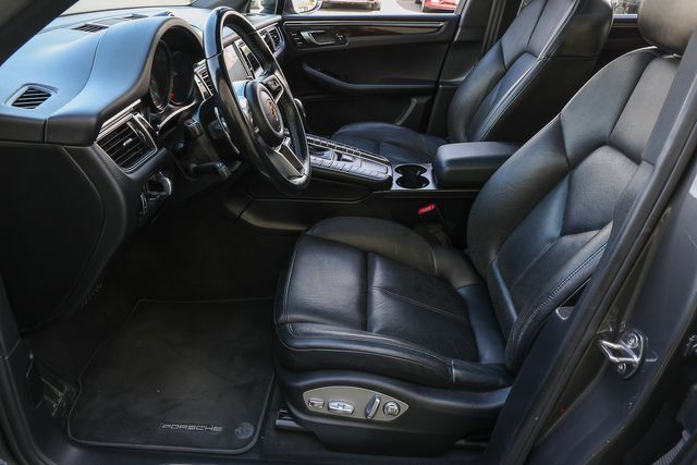 2017 Porsche Macan S