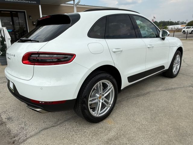 2017 Porsche Macan