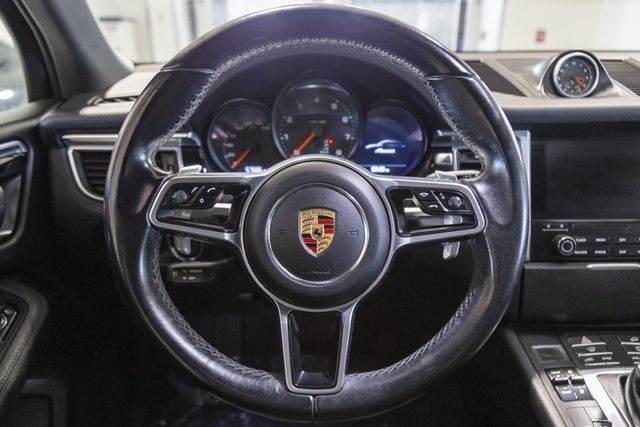 2017 Porsche Macan Premium AWD