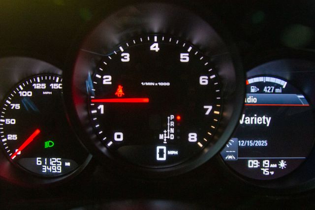 2017 Porsche Macan Premium AWD