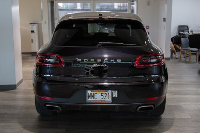 2017 Porsche Macan Sport