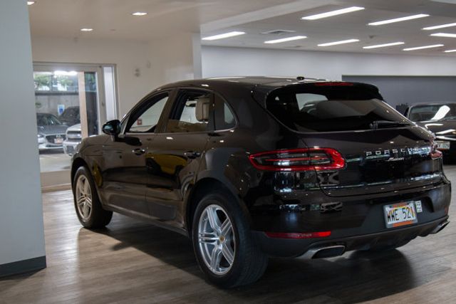 2017 Porsche Macan Sport
