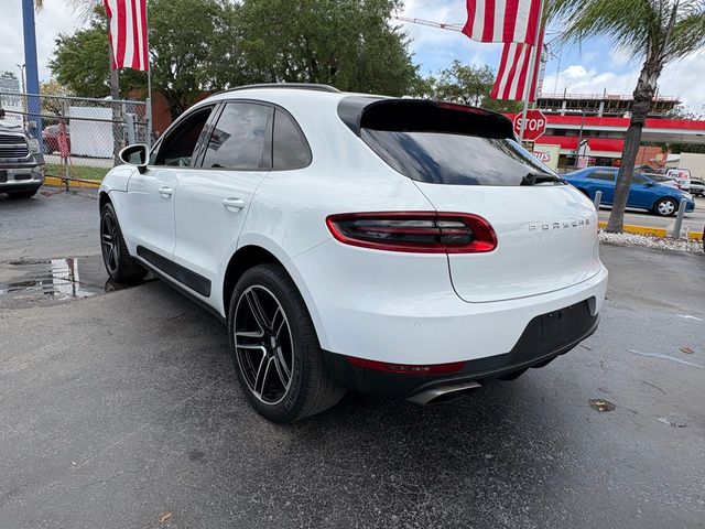 2017 Porsche Macan Base