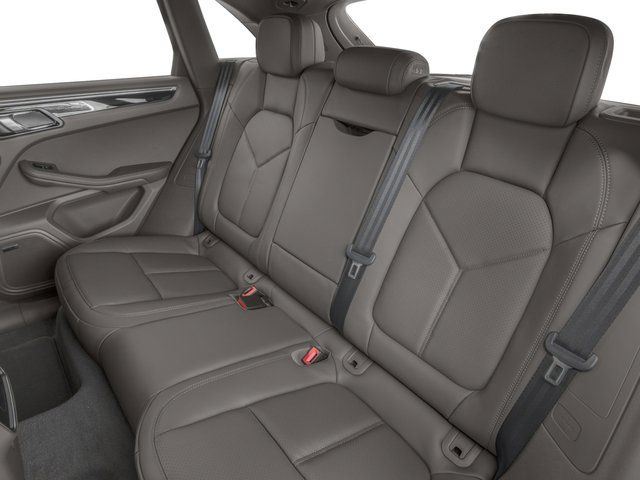 2017 Porsche Macan Premium Package Plus 21" Turbo wheels