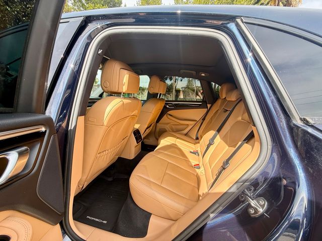 2017 Porsche Macan S