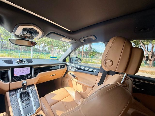 2017 Porsche Macan S