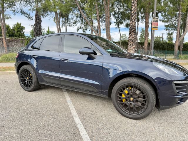 2017 Porsche Macan S 2017 Porsche Macan S