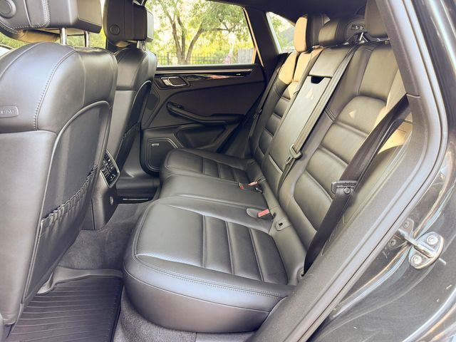 2017 Porsche Macan S