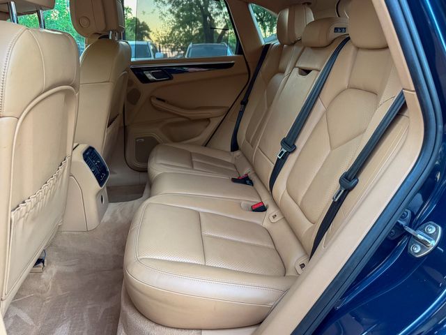 2017 Porsche Macan S