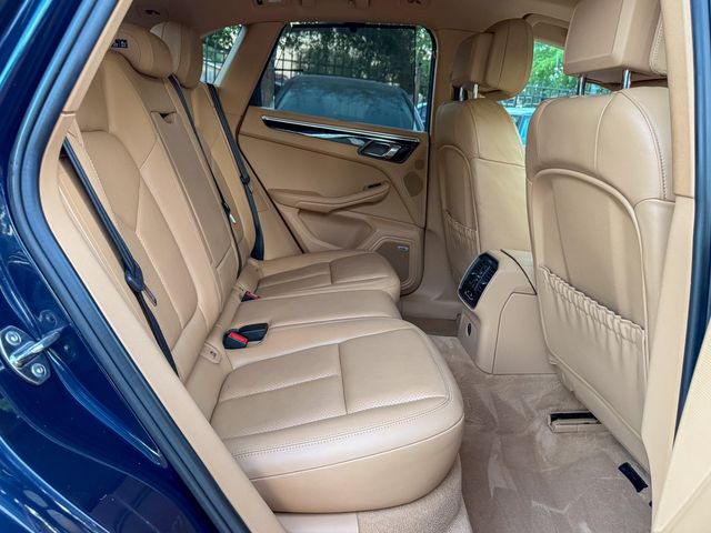 2017 Porsche Macan S