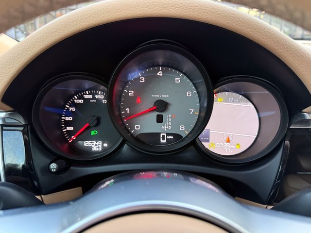 2017 Porsche Macan S