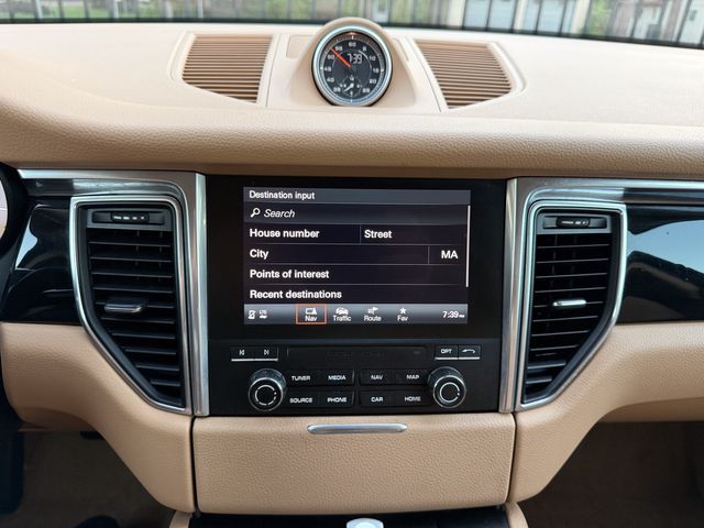 2017 Porsche Macan S