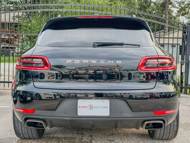 2017 Porsche Macan Base